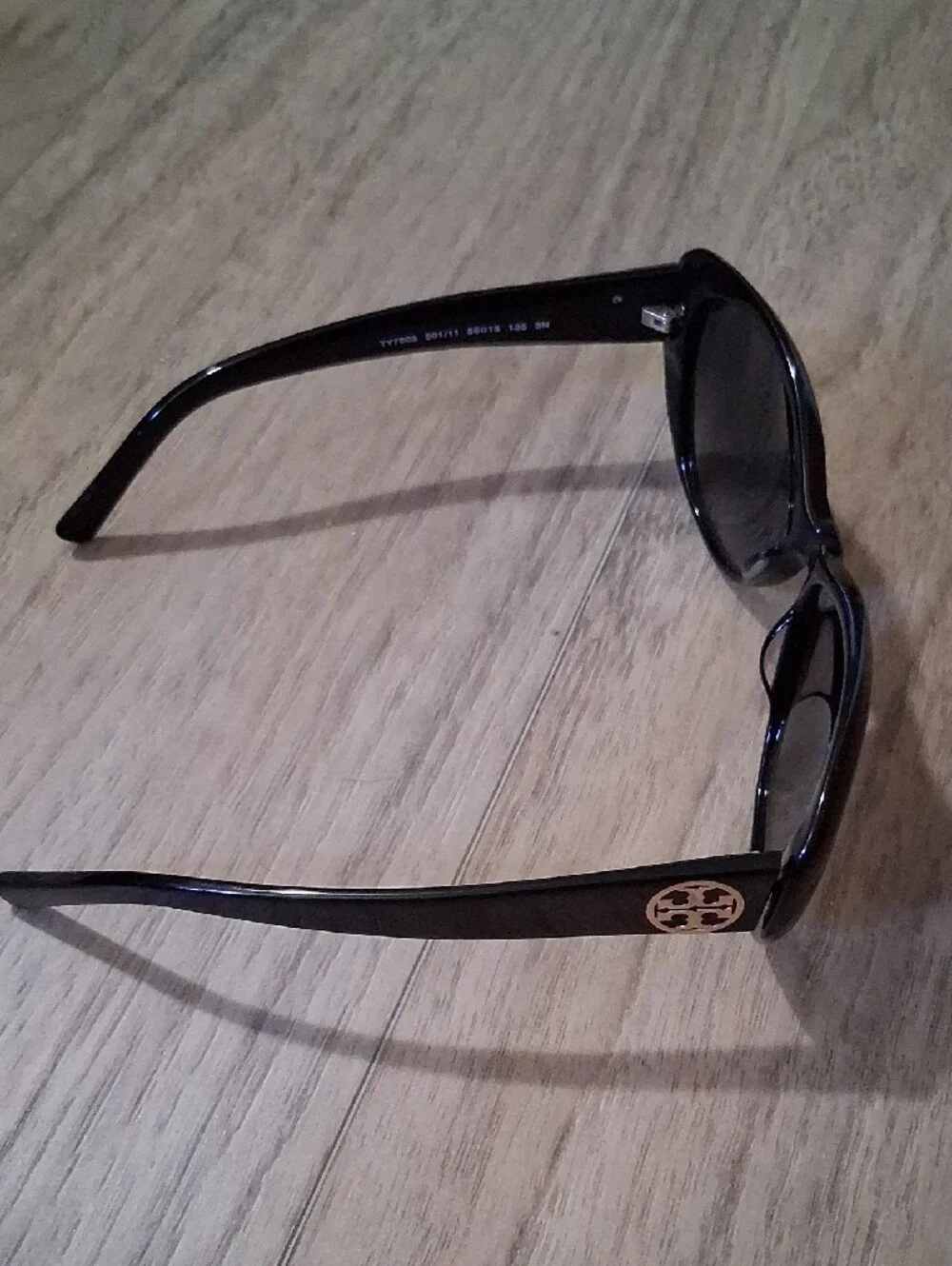 Tory Burch Black Cat-Eye Sunglasses with Gold Logo